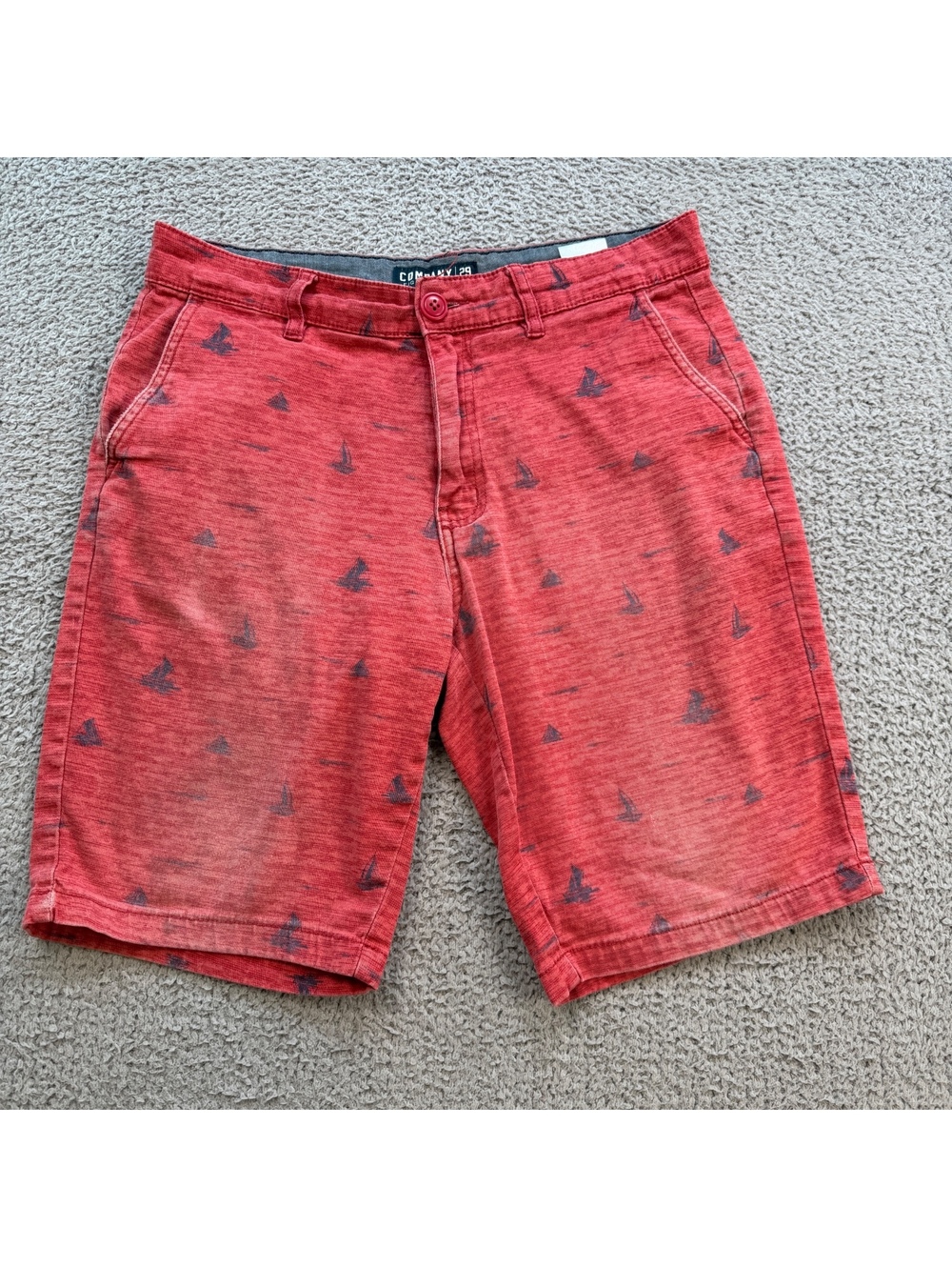 Company 81 Sailboat Print Chino Shorts Men’s 29 Red Nautical Stretch Cotton